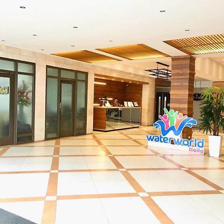 Eon Centennial Resort Hotel & Waterpark ايلويلو المظهر الخارجي الصورة