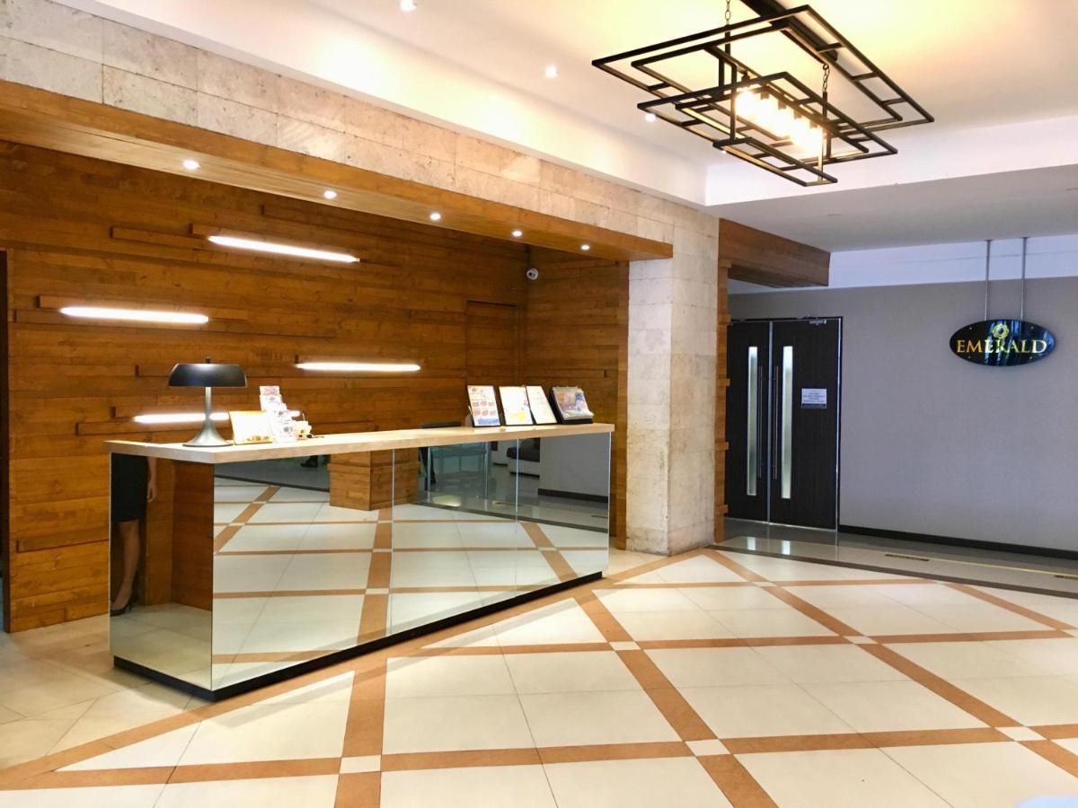 Eon Centennial Resort Hotel & Waterpark ايلويلو المظهر الخارجي الصورة